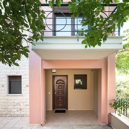 Villa #Luxlikehome Nikiti Central Maisonette 2 Nikíti