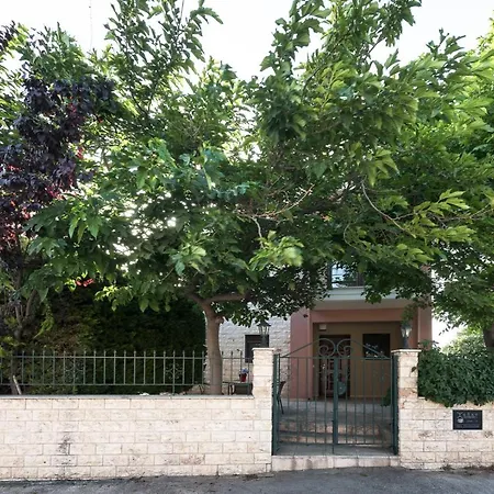 #Luxlikehome Nikiti Central Maisonette 2 *
