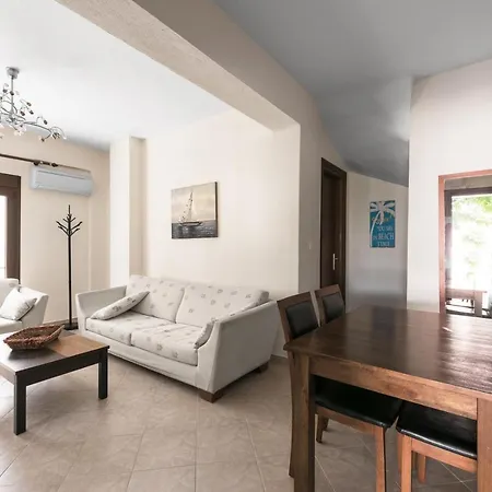 #Luxlikehome Nikiti Central Maisonette 2 Вилла *
